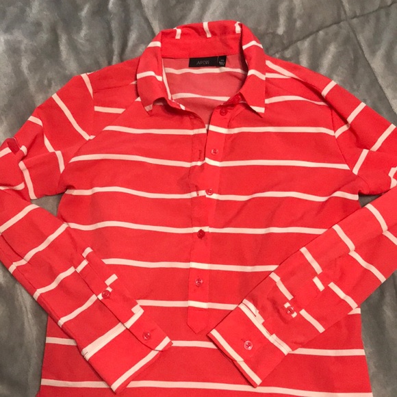 APT 9 BUTTON UP BLOUSE - Picture 1 of 2